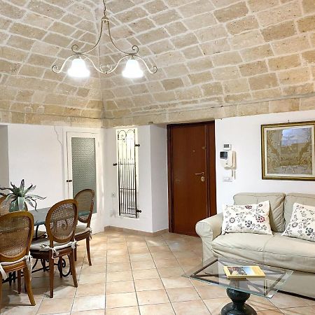 La Dimora Del Mercante - Puglia Mia Apartments Monopoli Bagian luar foto